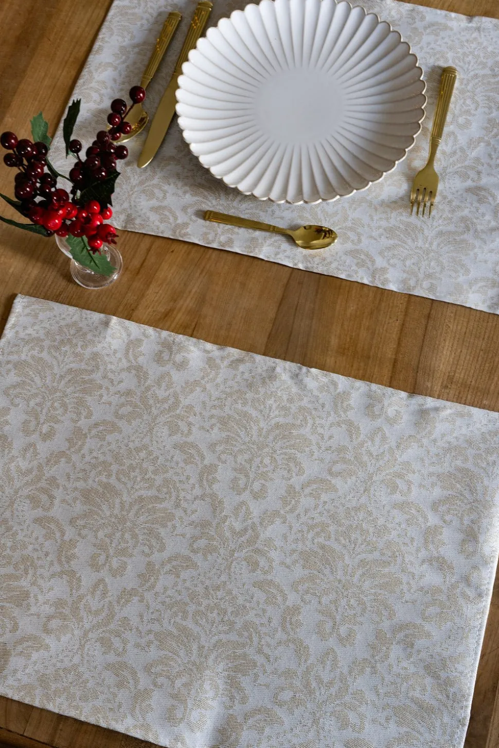 Set 2 Manteles Individuales Con Diseño Jacquard Dorado