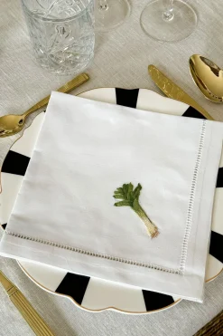 Set de 6 Servilletas Bordadas a Mano con Diseño de Verduras