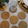 Set De Seis Posavasos Dorados Bordados Con Hilo