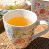 TAZA CON DISEÑO DOLCE VITA DE PORCELANA