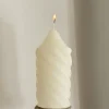 Vela Ancha Con Diseño En Espiral Blanca