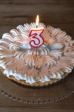 Velas Cumpleaños Blancas y Rojas Pequeñas