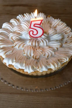 Velas Cumpleaños Blancas y Rojas Pequeñas